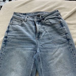 American eagle mom straight jeans